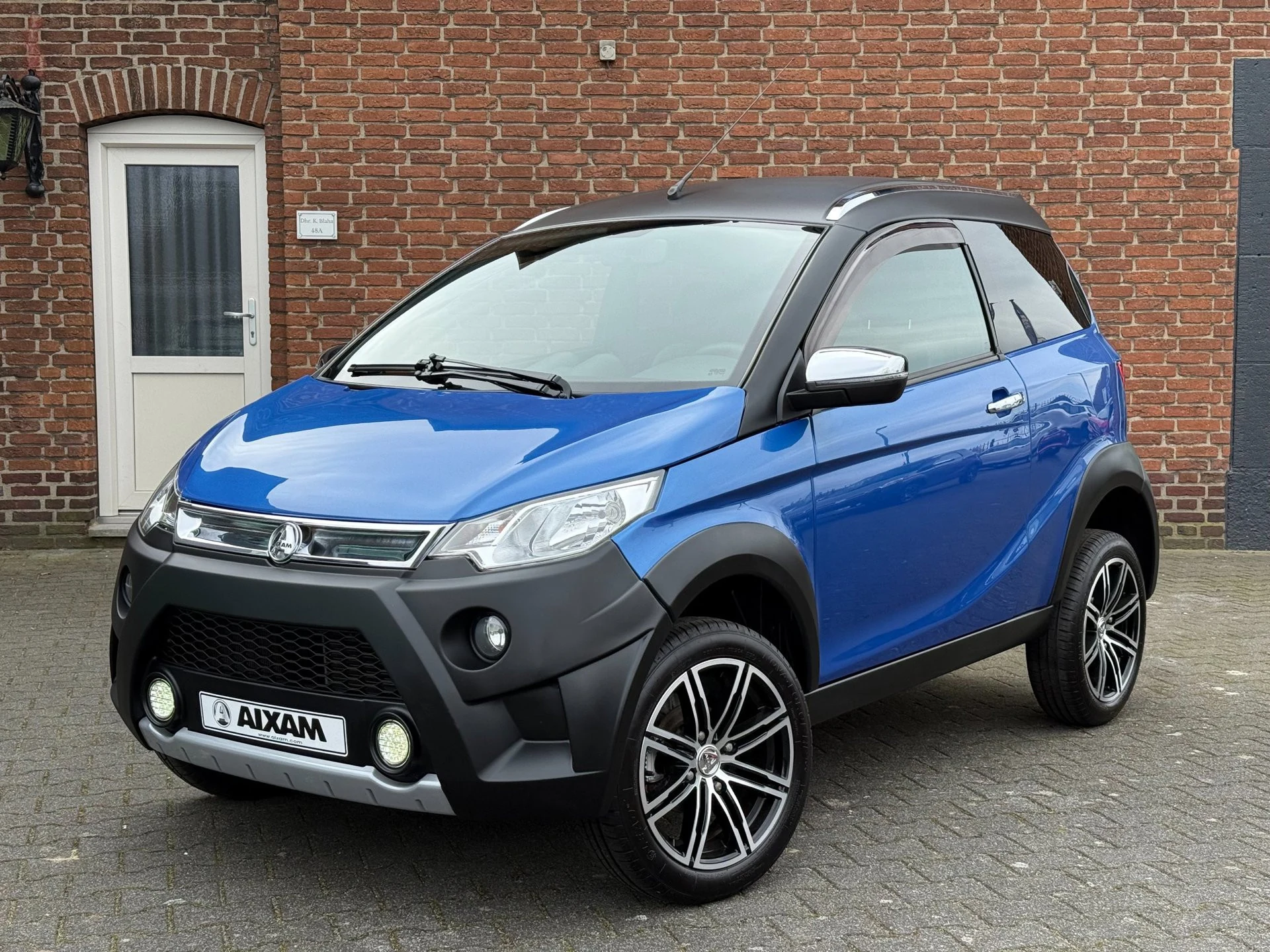 Gebrauchte Crossover Premium 2019 2019 – Mopedauto in Melick | MopedAuto45