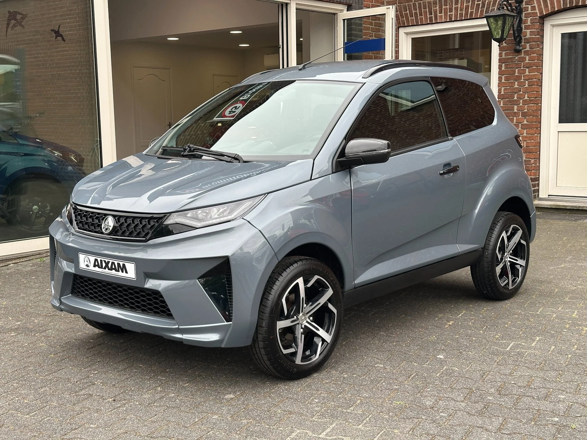 Aixam E-Crossover 2025 – Fahrzeugbild 2